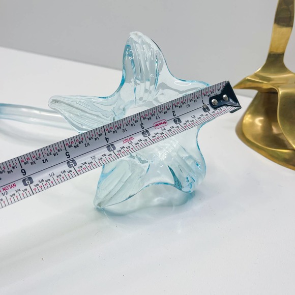 VINTAGE ART GLASS  BLOWN GLASS BLUE LILY FLOWER - Picture 3 of 4